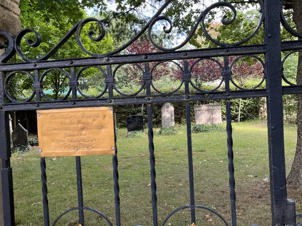 Jüdischer Friedhof.JPG