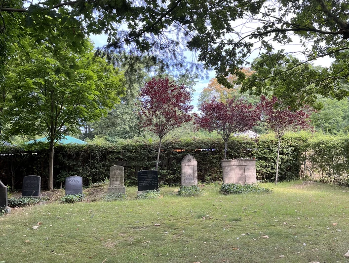 Jüdischer Friedhof.JPG