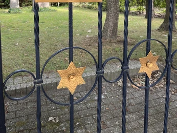 Jüdischer Friedhof.JPG