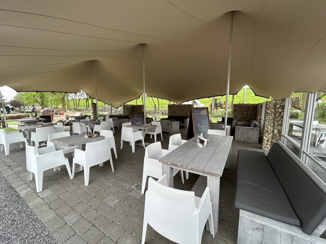 Cafe Adventure Golfjpg