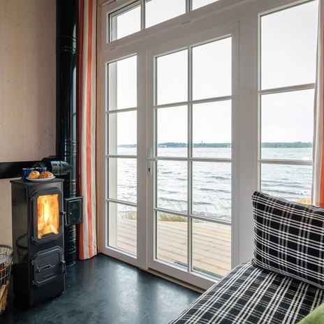 Einblick in die Seedatsche Zweiufer am Hainer See