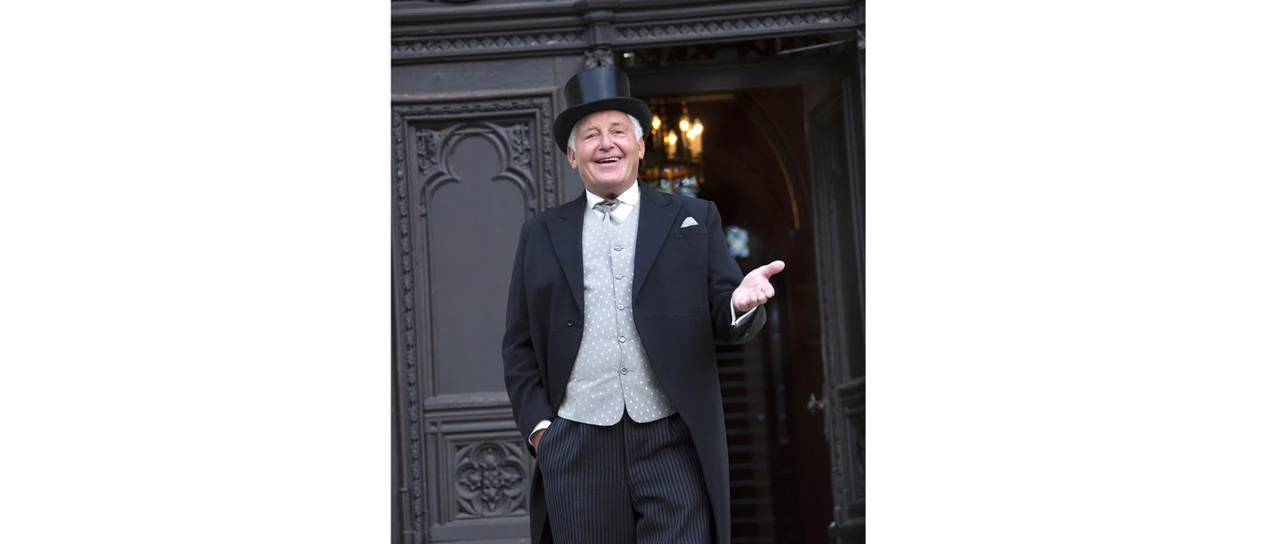 Graf Carl Georg von Wedel Das Bild zeigt den Stadtführer verkleidet als Graf Carl Georg von Wedel