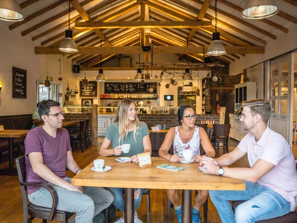 Café auf dem Bosselbacher Hof Café auf dem Bosselbacher Hof