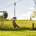 erlebnisland-grizzlybaer-spielplatz-seilbahn.jpg