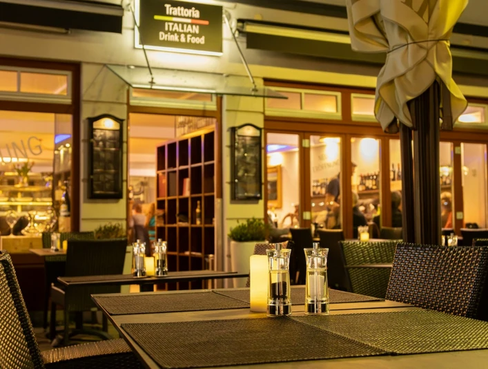 Trattoria Italian Drink & Food