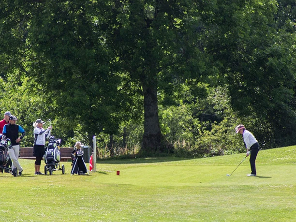 Nordborg-Golfklub-Udslag-hul-15-m