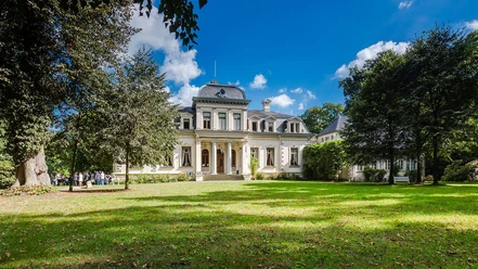 Palais_Rastede_Lukas Lehmann_Fotograf nennen.jpg