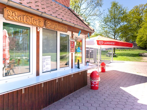 Kiosk Kiosk bij het zwembad van Salzhausen