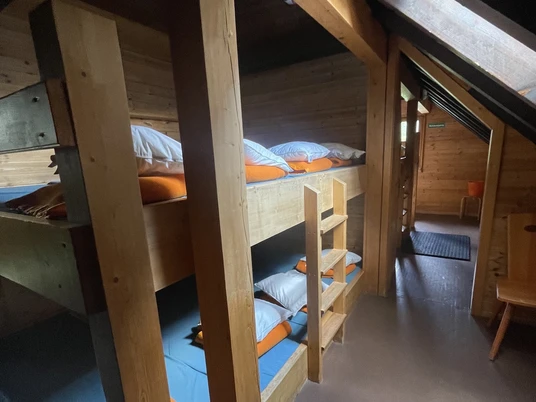 Schlafraum-Gruppenhaus-Riederfurka