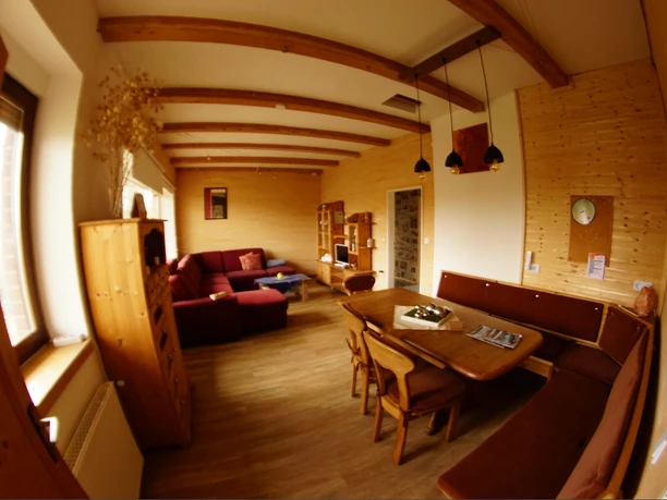 FerienhausFuchsbauWohnzimmer.jpg