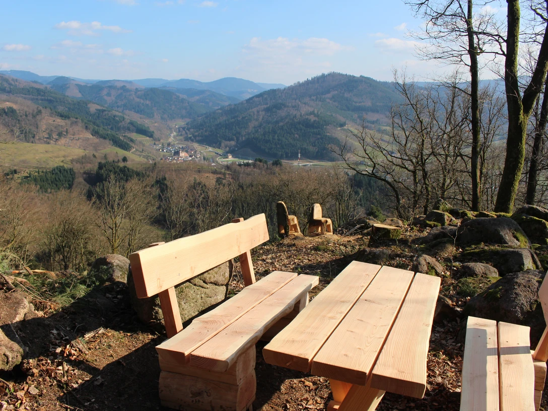 Sitzbank Stümmelfelsen