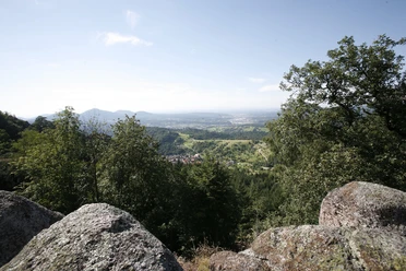 Blick vom Lautenfelsen bei Gernsbach im Murgtal