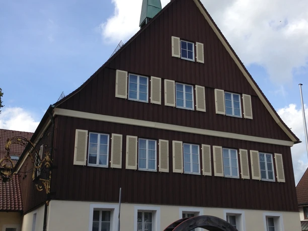 FT - Neues Bild Heimatmuseum Hausansicht