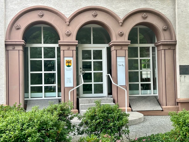 Außenansicht Eingang