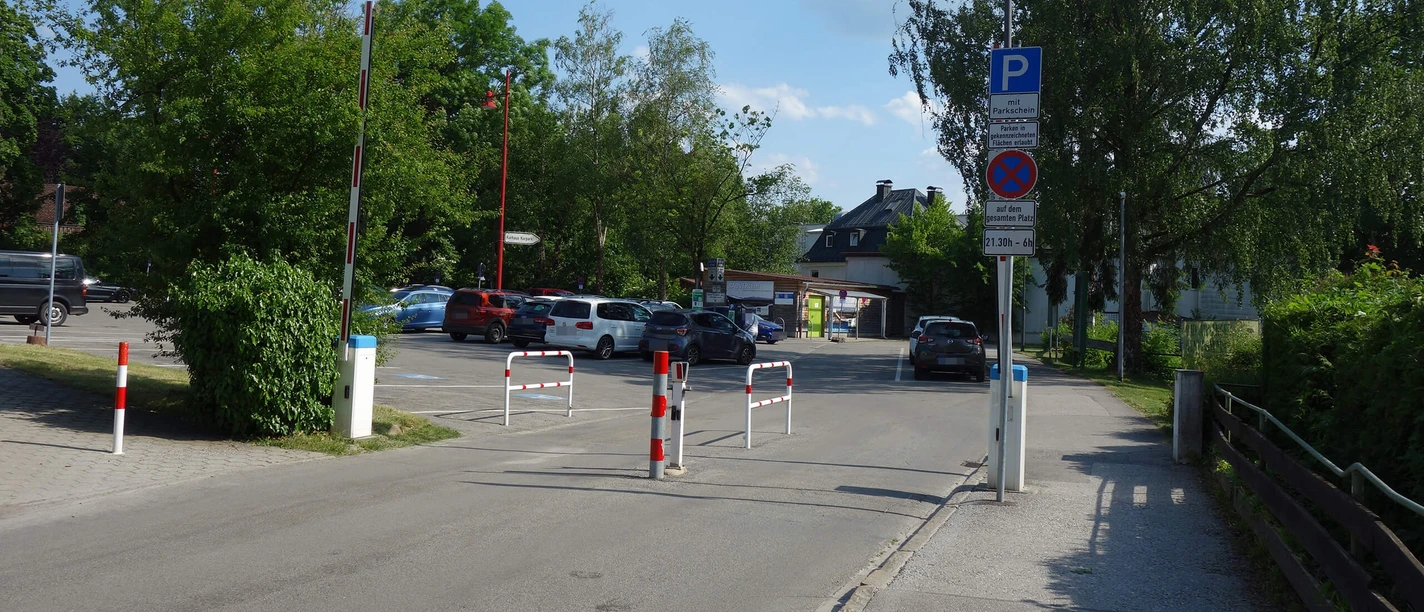 Parkplatz-P3-Rathaus-Asamparkplatz-Bad-Aibling.JPG