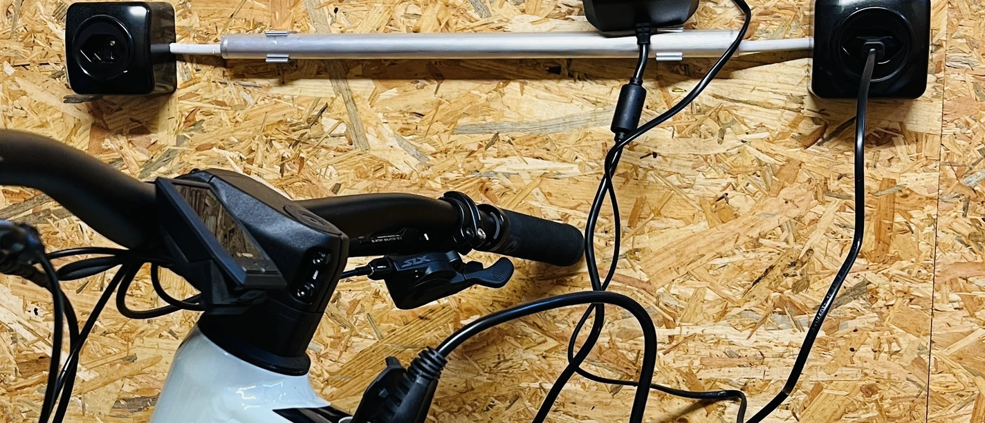 LadestationEBikeBerglodge.jpg