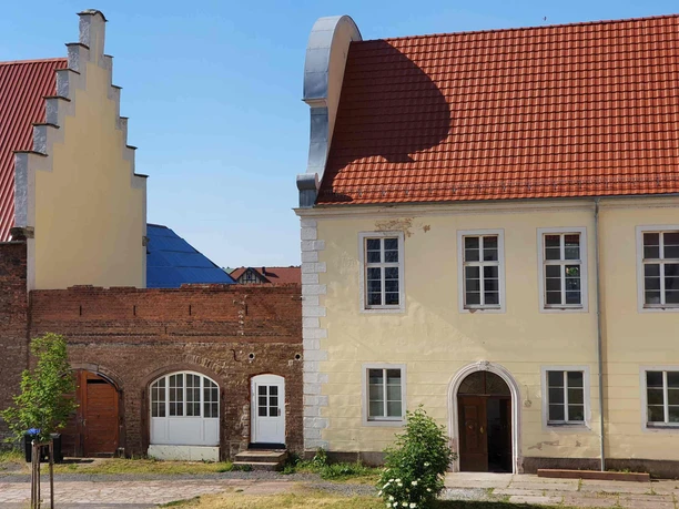 Sonnenschloss Walbeck - Eingang zu den Ferienwohnungen Sonnenschloss Walbeck - Eingang zu den Ferienwohnungen