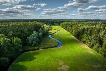 Die Örtze aus der Vogelperspektive Drohnenaufnahme von der Örtze bei Hermannsburg