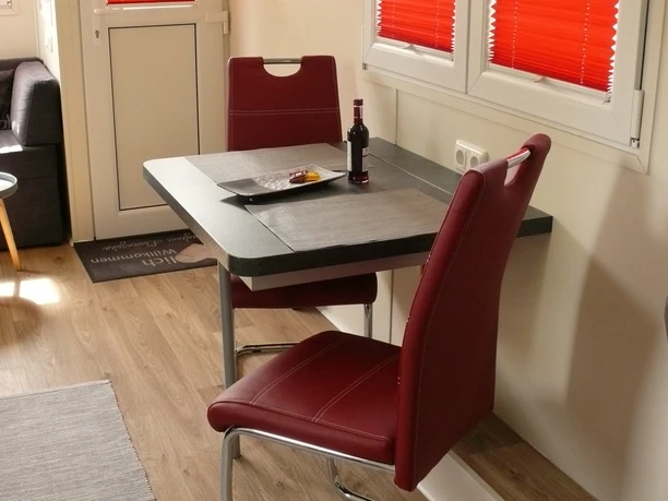 Essbereich im Tiny Löwenzahn Dining area in the Tiny Löwenzahn