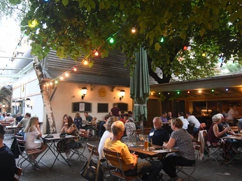 Harmonie Biergarten Harmonie Biergarten