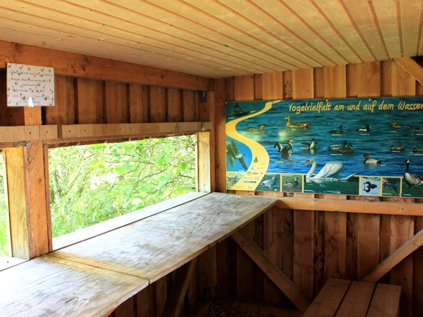 Innenansicht der Beobachtungshütte Stemmen Innenansicht der Beobachtungshütte Stemmen