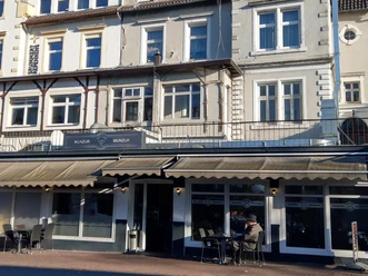 Restaurant Munzur quer