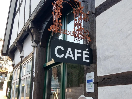 Café Rosenbogen hoch