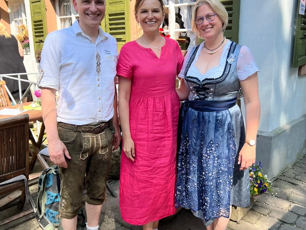 EA70A2C2 A1AC 4B92 A1D9 22901C4AC572