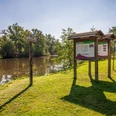 Start des Rundwanderweges mit Infotafeln Informaionstafeln zum Wanderweg am Wanderparkplatz in HermannsburgInformation boards about the hiking trail at the hiking parking lot in HermannsburgInformationstavler om vandrestien ved vandreparkeringen i HermannsburgInformatieborden over de wandelroute op de wandelparkeerplaats in Hermannsburg