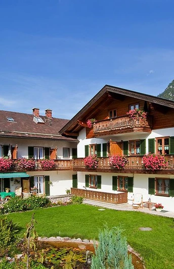 Haus Süd-Westansicht