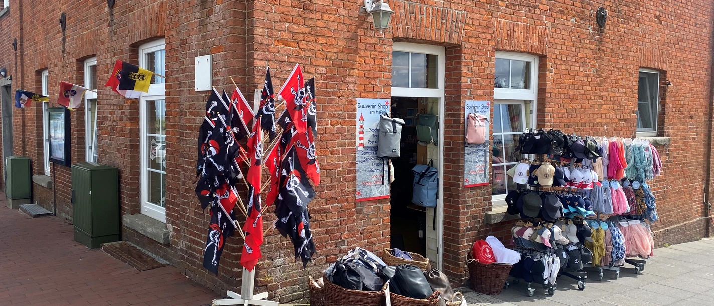 Suvenirshop Fedderwardersiel.jpg