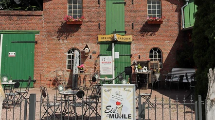 Eis an der Mühle, Barlt