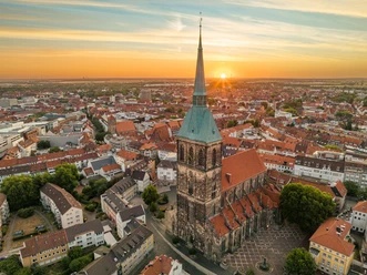 Pressefoto St-Andreasturm_Foto Max Wiesenbach (CC-BY).jpg