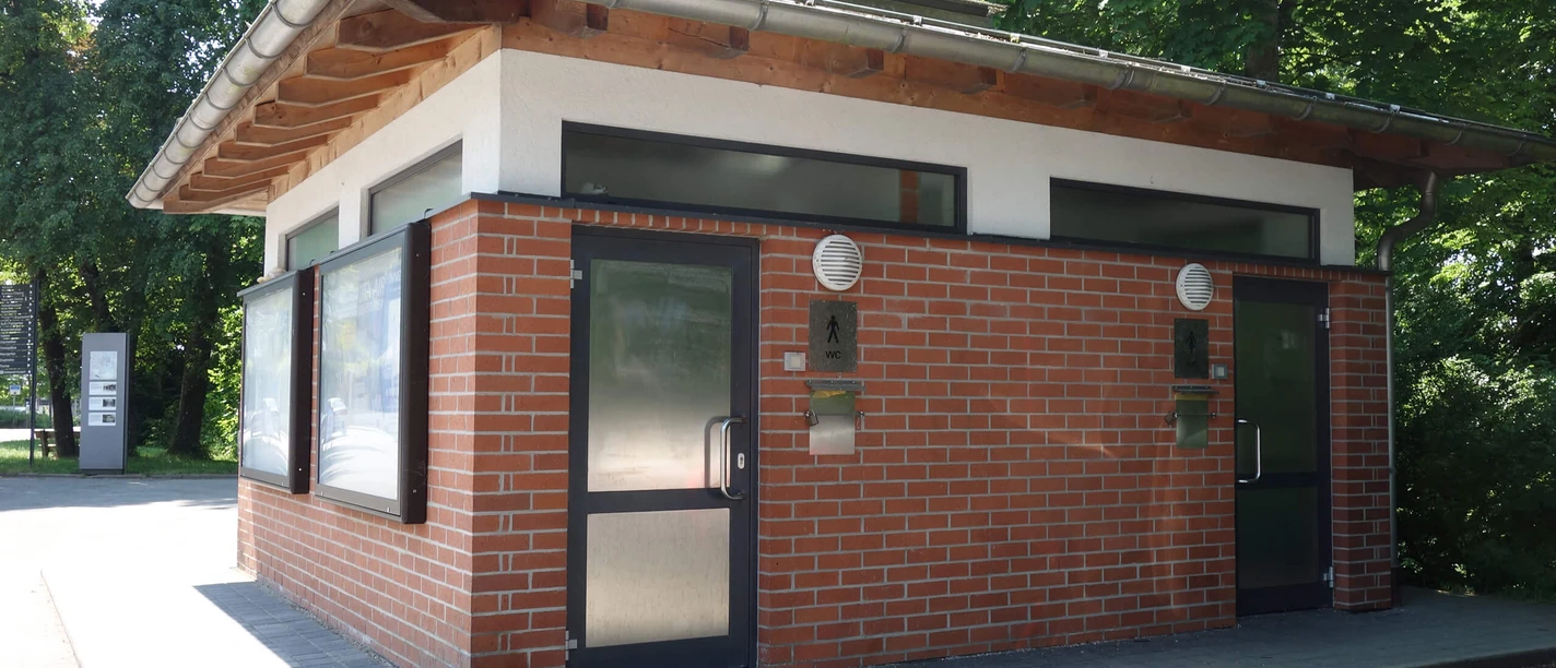 Öffentliches-WC-Parkplatz P4-Kurpark-Bad Aibling