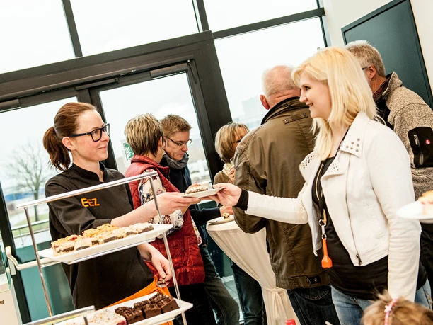 Bistro WINDKÖKEN im EEZ Aurich Sektempfang Bistro WINDKÖKEN im EEZ Aurich Sektempfang