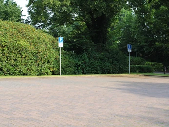 parkplatz-altes-kurhaus2.jpg