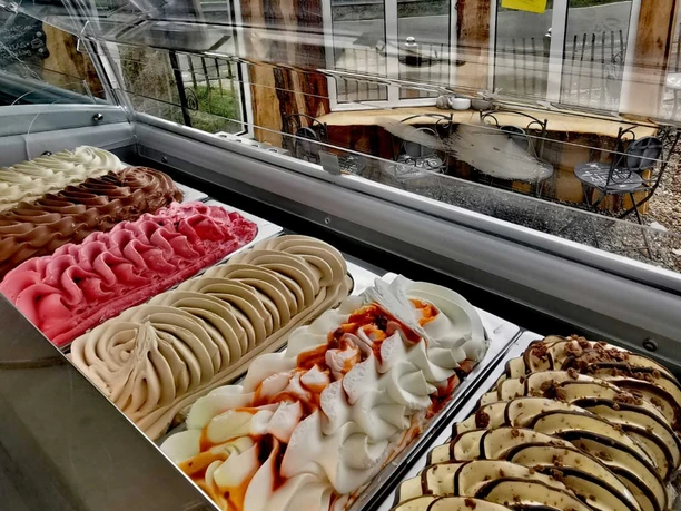 Eis an der Mühle: das Eis