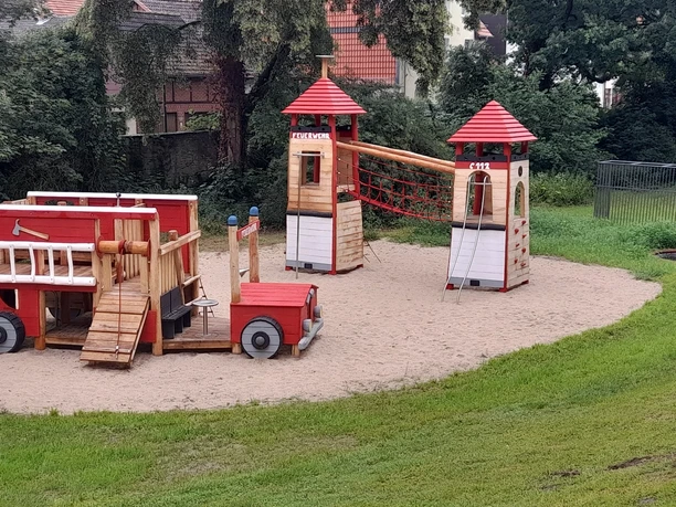Krähengraben Themenspielplatz Feuerwehr