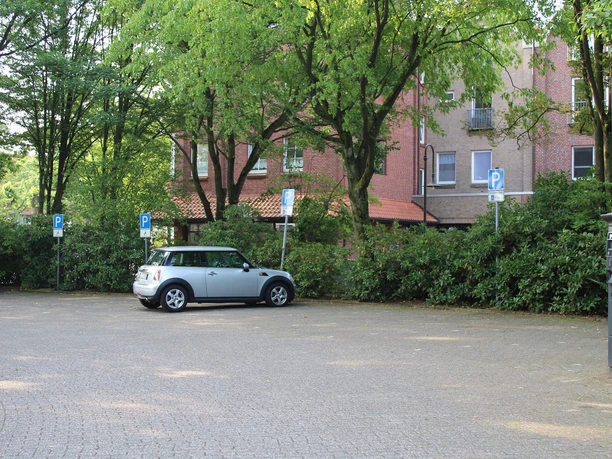 parkplatz-tourist-information1.jpg