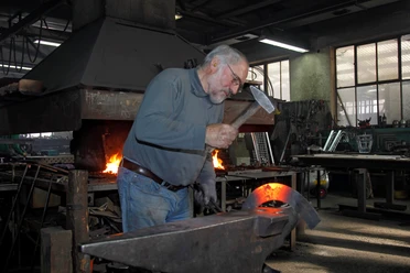 Peter Vögele - Bei der Arbeit.jpg
