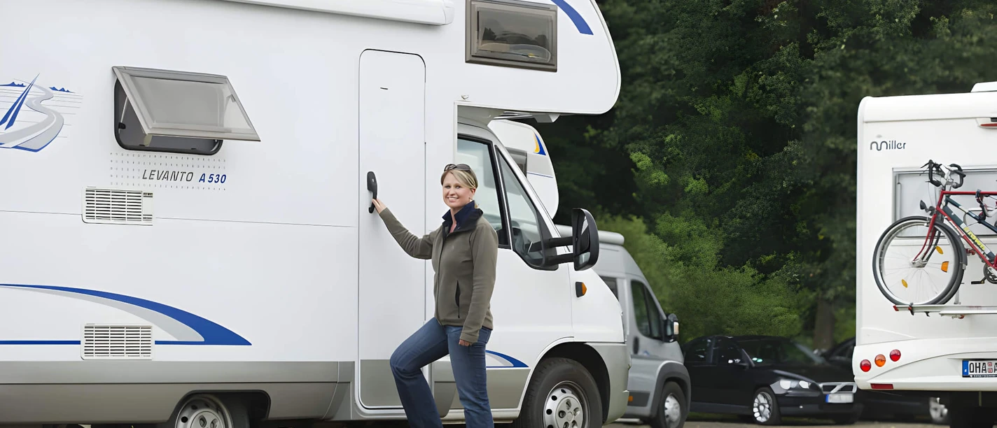 Wohmmobilstellplatz Weserstein(1)(1).jpg