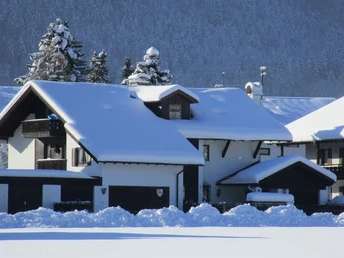 Hausansicht im Winter