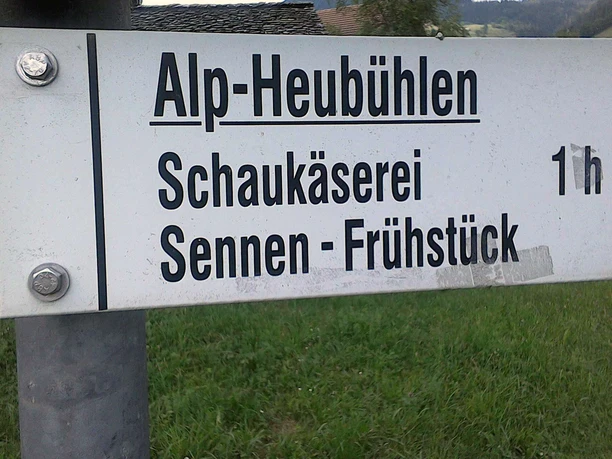 alp-heubuehlen-wegweiser.jpg