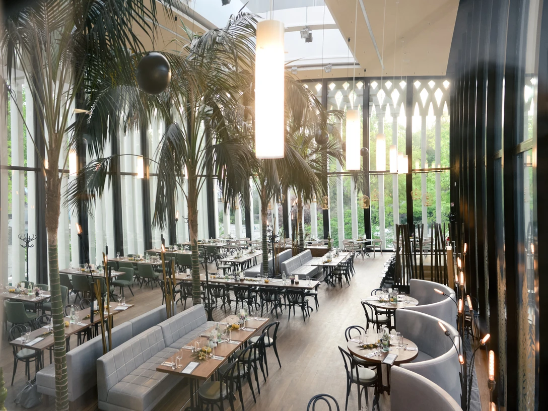 Tagungslocation Palmensaal in der Eventlocation Zoo Leipzig | Leipzig Convention Bureau Tagungslocation Palmensaal in der Eventlocation Zoo Leipzig - präsentiert vom Leipzig Convention Bureau