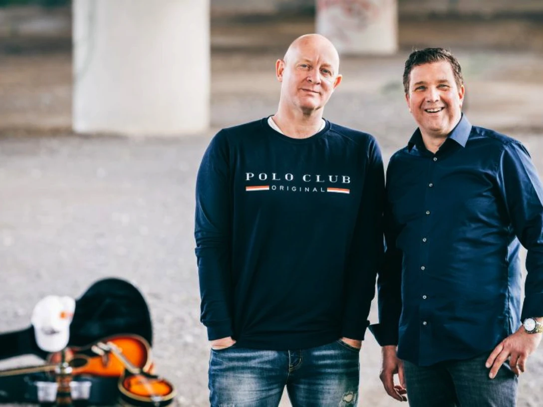 twogathered_C_Henry Smits Bode.jpg