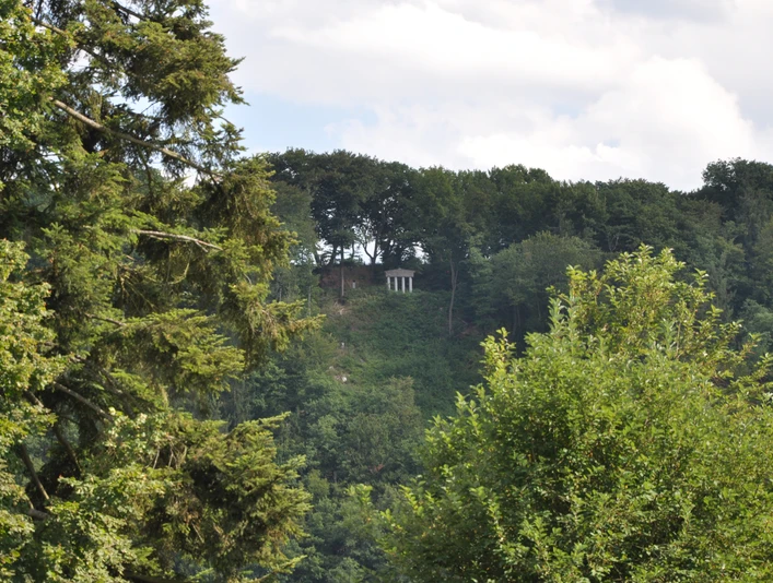 Das Phantom - Blick vom Schlosspark Merten