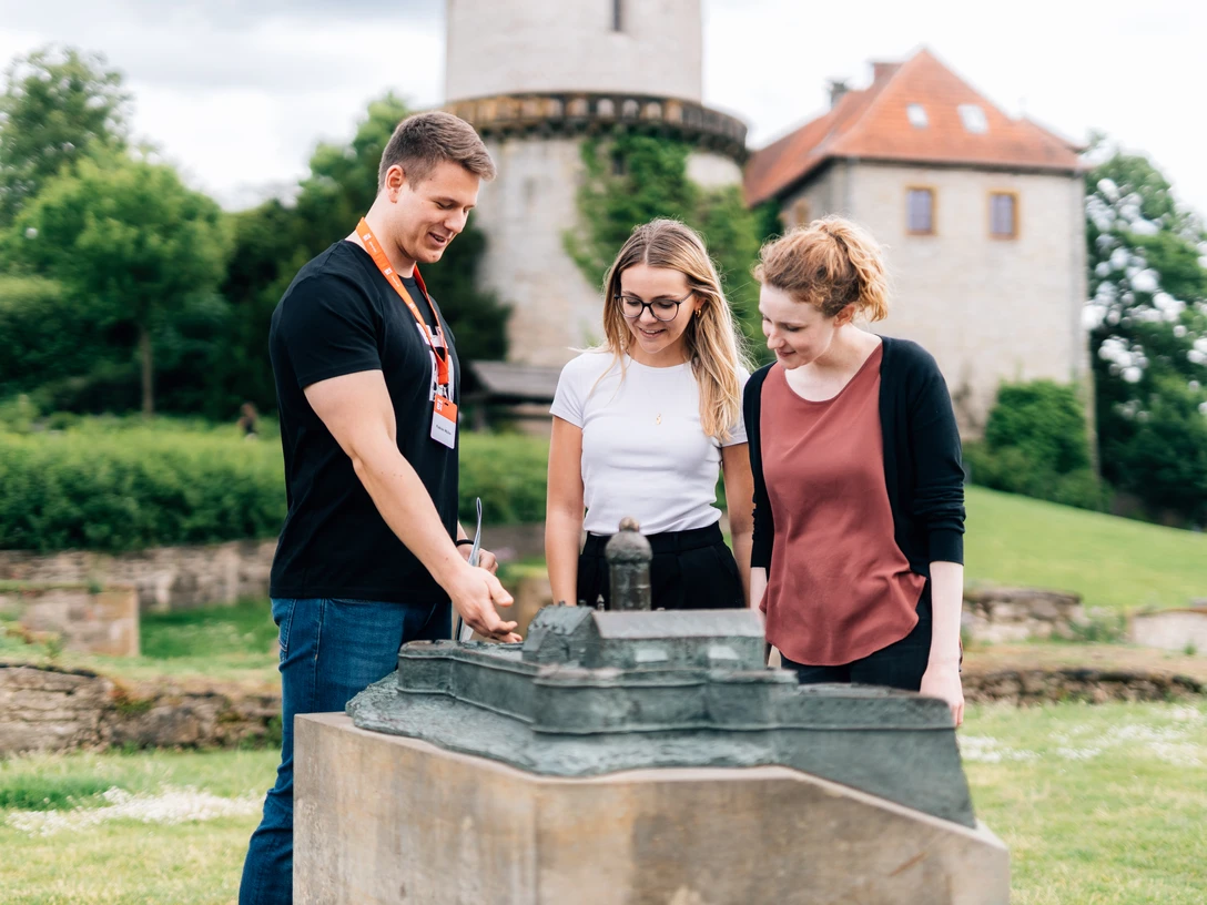 Führung auf der Sparrenburg.jpg
