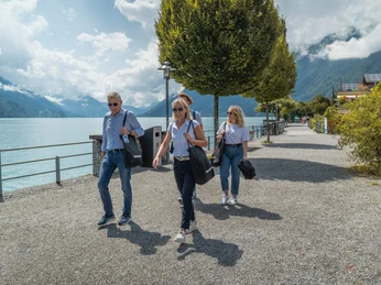 genusstour-brienzersee-gruppen-brienz-am-quai.jpg
