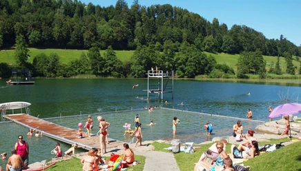 Rotsee Badi lakeside swimming pool View of the diving tower at the Rotsee lido