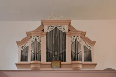 Kreutzbach-Orgel-Kirche-Großlehna-gesamt.JPG